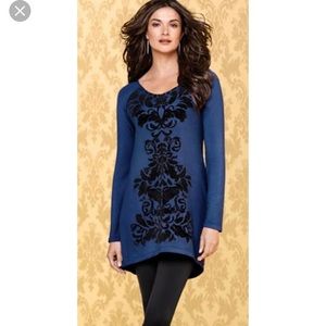 Soma navy blue tunic with black scroll design